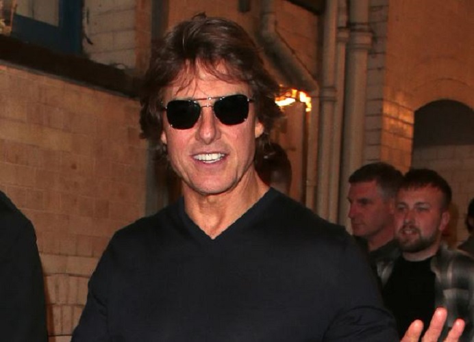MI7: Risking life, Tom Cruise shoots stunt scene